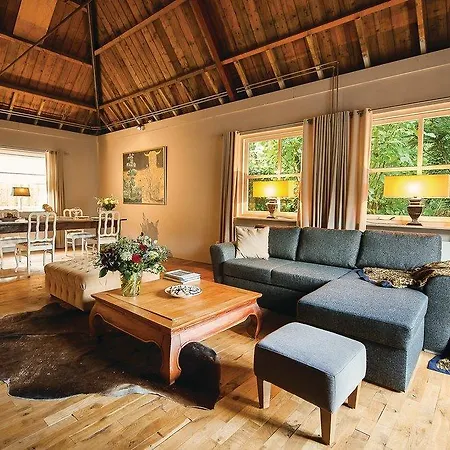 One-bedroom Holiday In *