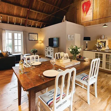 One-bedroom Holiday In 度假居