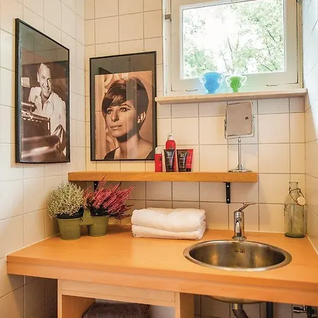 One-bedroom Holiday In *